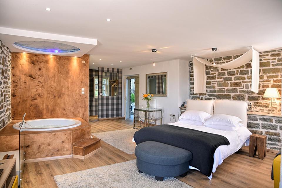 Mikro Papigo 1700 Hotel & Spa Extérieur photo